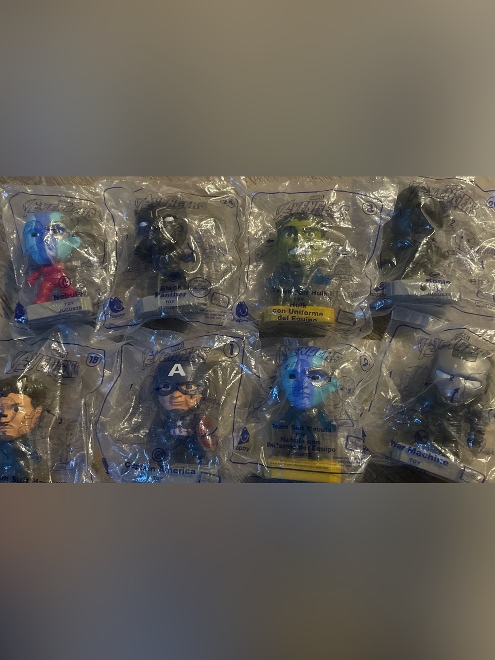 Set of marvel avengers toys